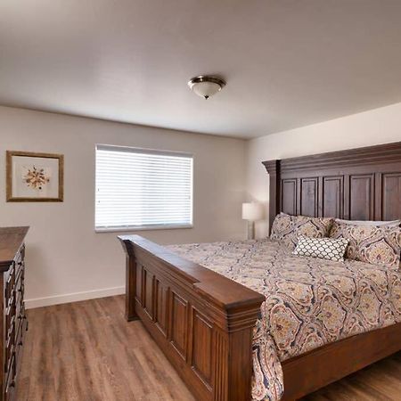 5J Top Floor Redcliff Condo, Pool & Hot Tub Moab Zewnętrze zdjęcie